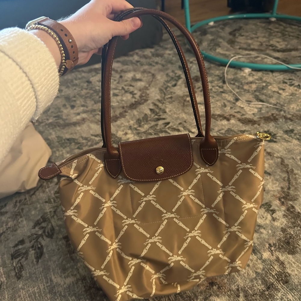 LongChamp Medium Tote